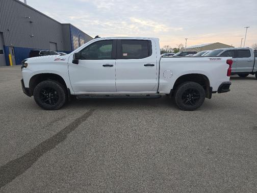Summit White 2022 Chevrolet Silverado 1500 Limited LT Trail Boss
