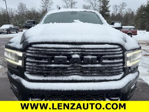 2019 RAM 2500 Laramie Crew Cab 4x4 6'4' Box