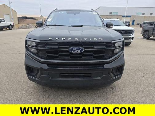 2025 Ford Expedition Max Active 4x4