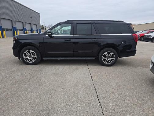 2025 Ford Expedition Max Active 4x4