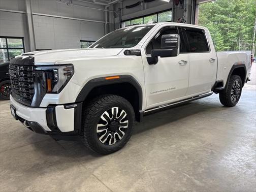 2024 GMC Sierra 3500 Denali