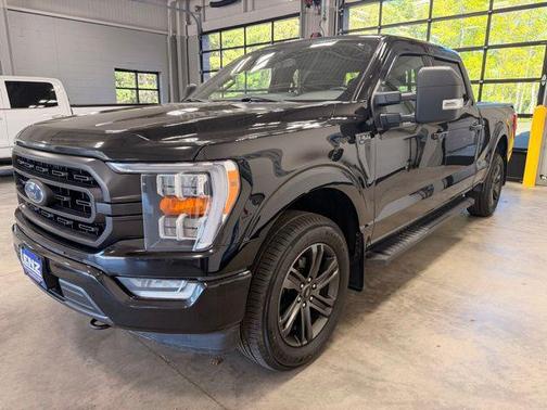 Agate Black Metallic 2022 Ford F-150 XLT