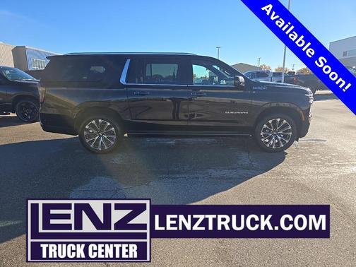 2025 Chevrolet Suburban 4WD High Country