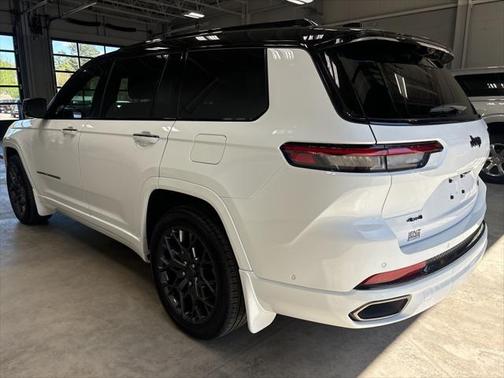 2023 Jeep Grand Cherokee L Summit Reserve