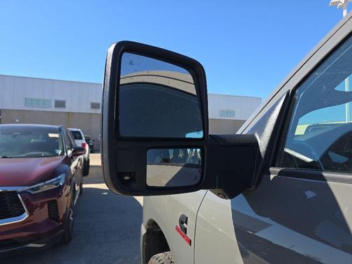 Ceramic Gray Clearcoat 2026 RAM 2500 Big Horn Crew Cab 4x4 6'4' Box