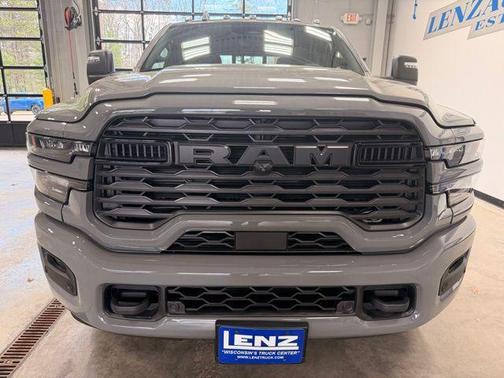 Ceramic Gray Clearcoat 2026 RAM 2500 Big Horn Crew Cab 4x4 6'4' Box