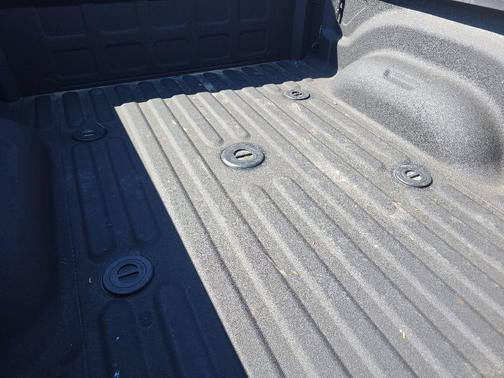 Ceramic Gray Clearcoat 2026 RAM 2500 Big Horn Crew Cab 4x4 6'4' Box