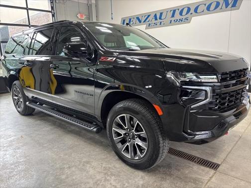 2023 Chevrolet Suburban 4WD Z71