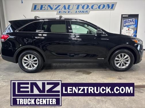 2016 Kia Sorento LX