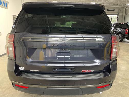 2022 Chevrolet Tahoe 4WD RST