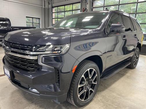 2022 Chevrolet Tahoe 4WD RST