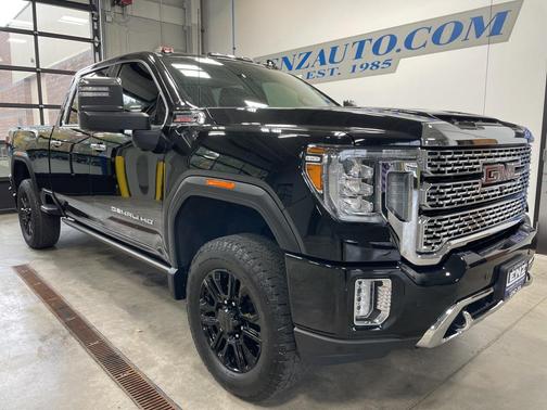 2023 GMC Sierra 2500 Denali