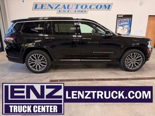 Diamond Black Crystal Pearlcoat 2021 Jeep Grand Cherokee L Summit Reserve