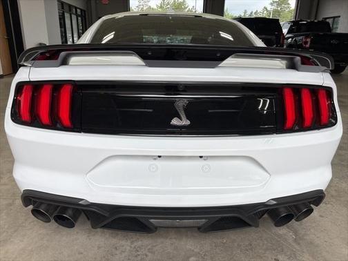 2022 Ford Shelby GT500 Base