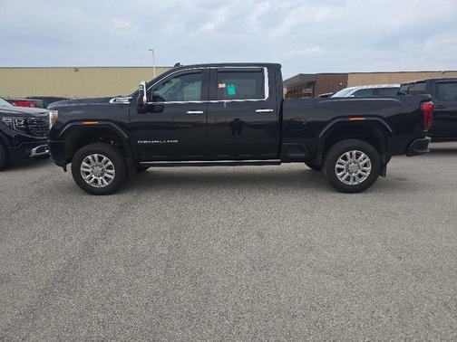Onyx Black 2023 GMC Sierra 2500 Denali