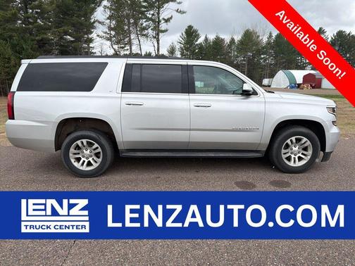 Silver Ice Metallic 2019 Chevrolet Suburban LT