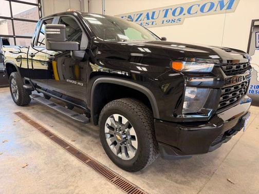 Mosaic Black Metallic 2023 Chevrolet Silverado 2500 Custom