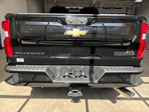 2022 Chevrolet Silverado 3500 High Country