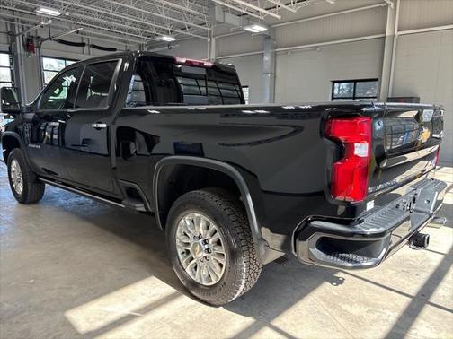 2022 Chevrolet Silverado 3500 High Country