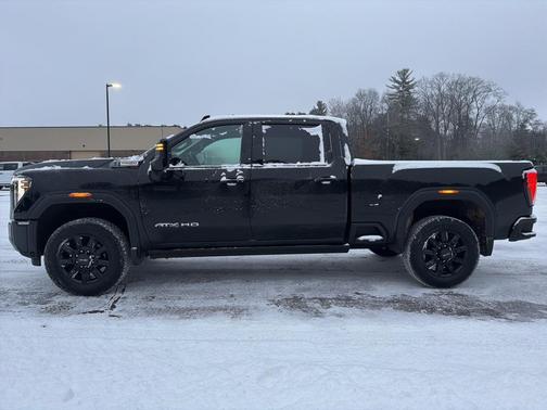 2025 GMC Sierra 2500 AT4