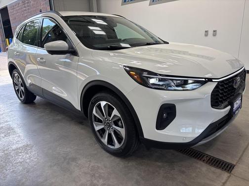 2024 Ford Escape Platinum