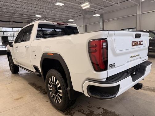 2024 GMC Sierra 3500 Denali