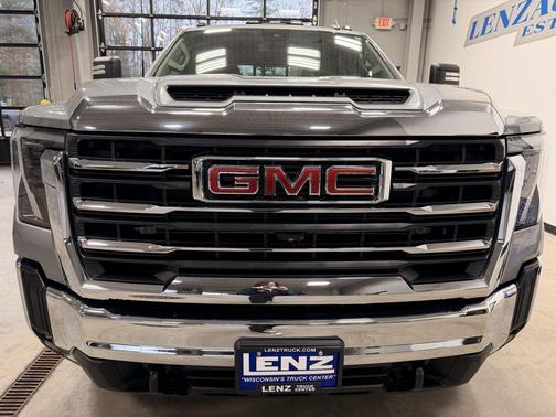 2024 GMC Sierra 2500 SLE