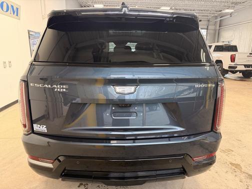 2026 Cadillac Escalade IQL Sport