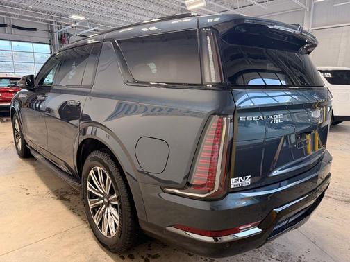 2026 Cadillac Escalade IQL Sport