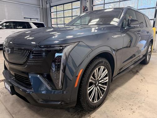 2026 Cadillac Escalade IQL Sport