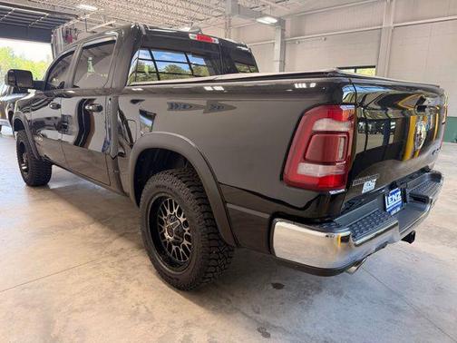 Diamond Black Crystal Pearlcoat 2019 RAM 1500 Big Horn