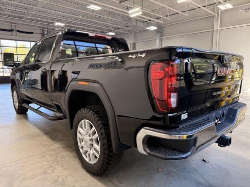 2023 GMC Sierra 2500 SLE