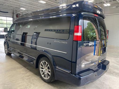 2021 Chevrolet Express 2500 RWD 2500 Extended Wheelbase WT