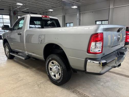 2022 RAM 2500 Tradesman Regular Cab 4x4 8' Box