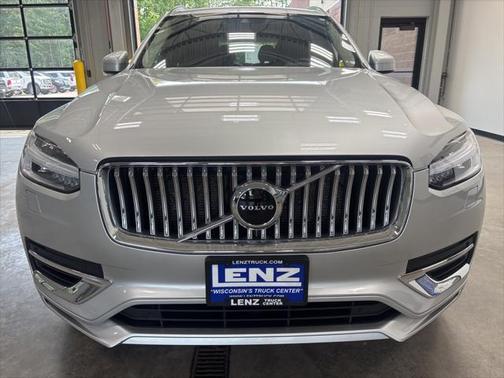 2022 Volvo XC90 Recharge Plug-In Hybrid T8 Inscription Expression 6 Passenger