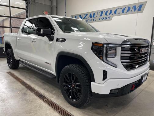 2022 GMC Sierra 1500 AT4