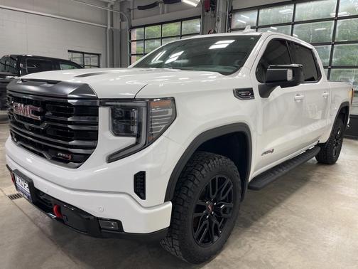 2022 GMC Sierra 1500 AT4