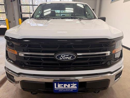 Oxford White 2024 Ford F-150 XLT