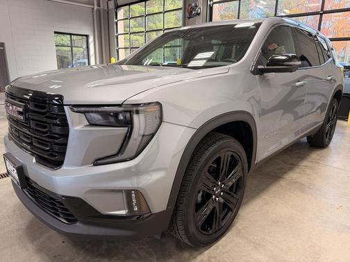 2024 GMC Acadia AWD Elevation