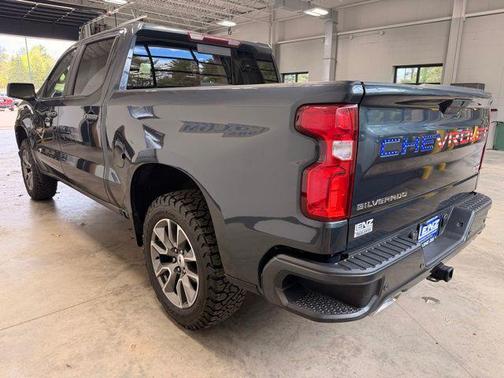 Shadow Gray Metallic 2021 Chevrolet Silverado 1500 RST
