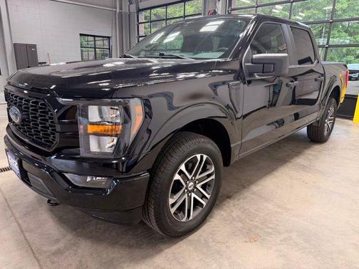 Agate Black Metallic 2023 Ford F-150 XL