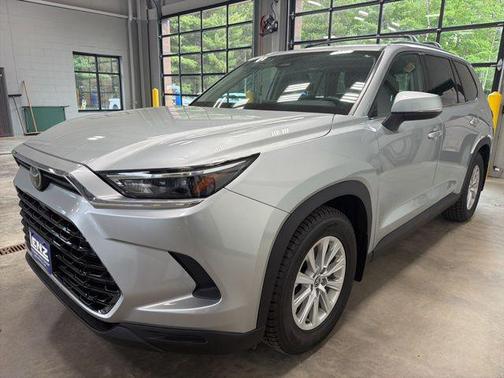 Celestial Silver Metallic 2024 Toyota Grand Highlander Hybrid XLE