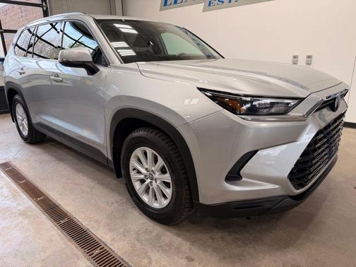 Celestial Silver Metallic 2024 Toyota Grand Highlander Hybrid XLE