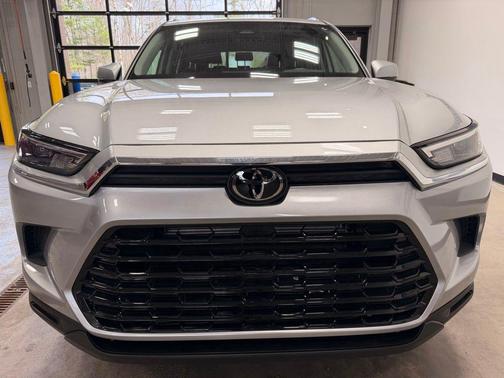 Celestial Silver Metallic 2024 Toyota Grand Highlander Hybrid XLE
