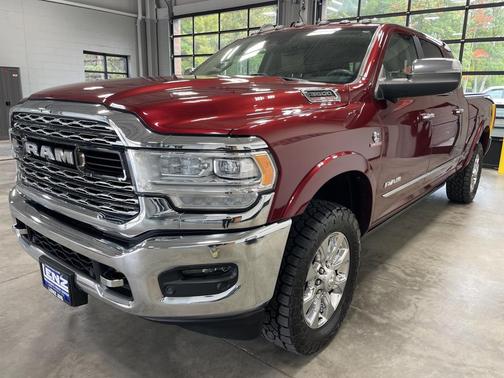 2019 RAM 3500 Limited Mega Cab 4x4 6'4' Box