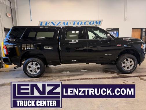 2022 RAM 2500 Big Horn Crew Cab 4x4 6'4' Box