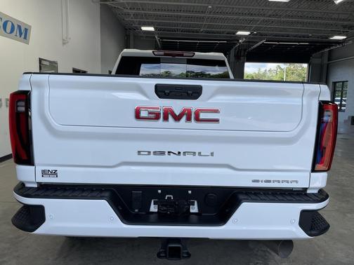 2024 GMC Sierra 3500 Denali
