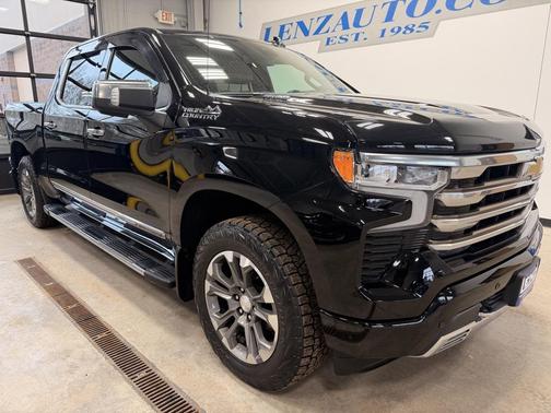 2022 Chevrolet Silverado 1500 High Country