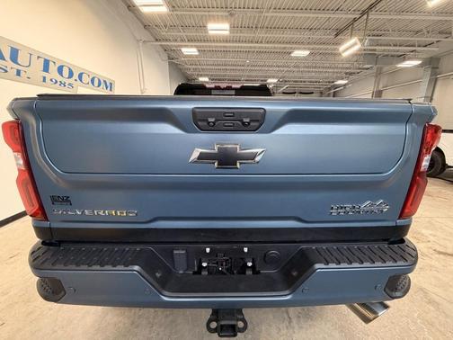 2022 Chevrolet Silverado 2500 High Country