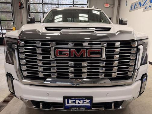 2025 GMC Sierra 2500 Denali